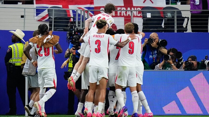 England’s Three Lions roar confidently in 4-2 victory over Croatia