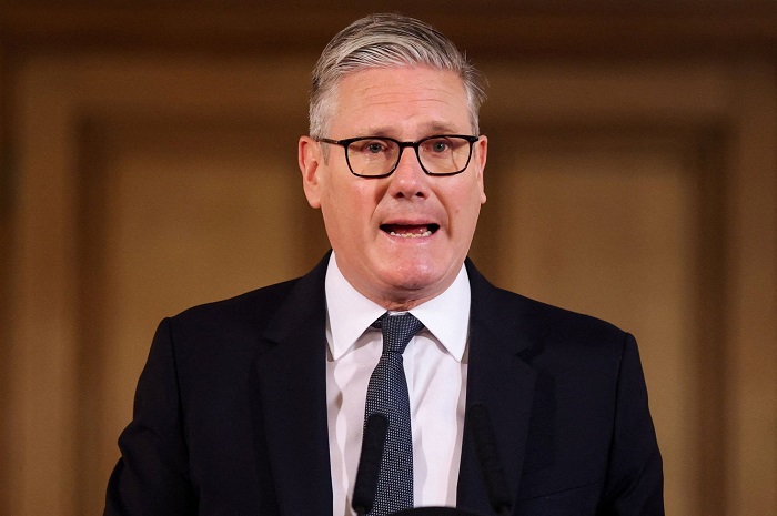 Pressure Mounts on UK PM Keir Starmer Amid Calls for Leadership Change