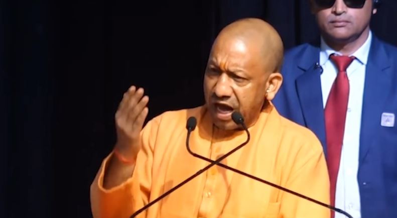 Chief Minister Yogi lashes out at the SP, saying, "Those who ordered firing on Ram devotees are today invoking faith."