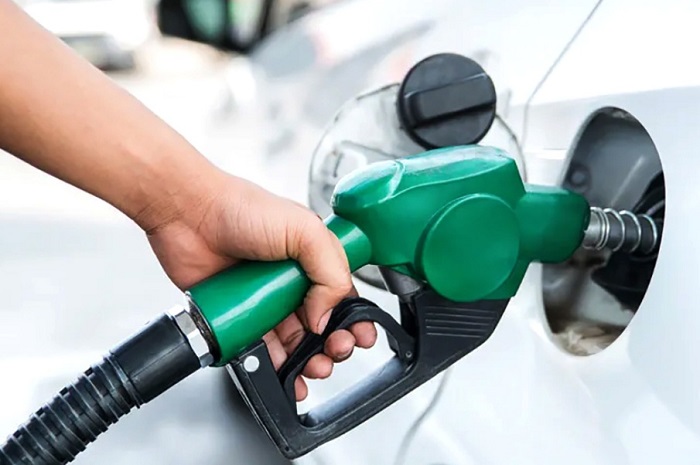 Petrol price reduced by Rs 20 per liter and diesel by Rs 30 per liter in Nepal