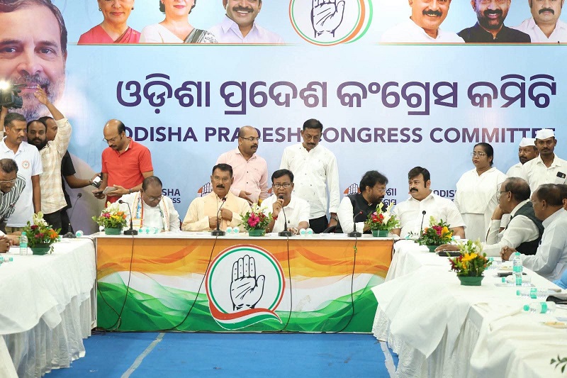 No matter how big a leader you are, you have to go to the field: Congress in-charge Lalji Desai