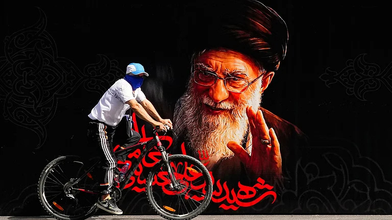 Iran on high alert as week-long funeral ceremonies commence in Tehran