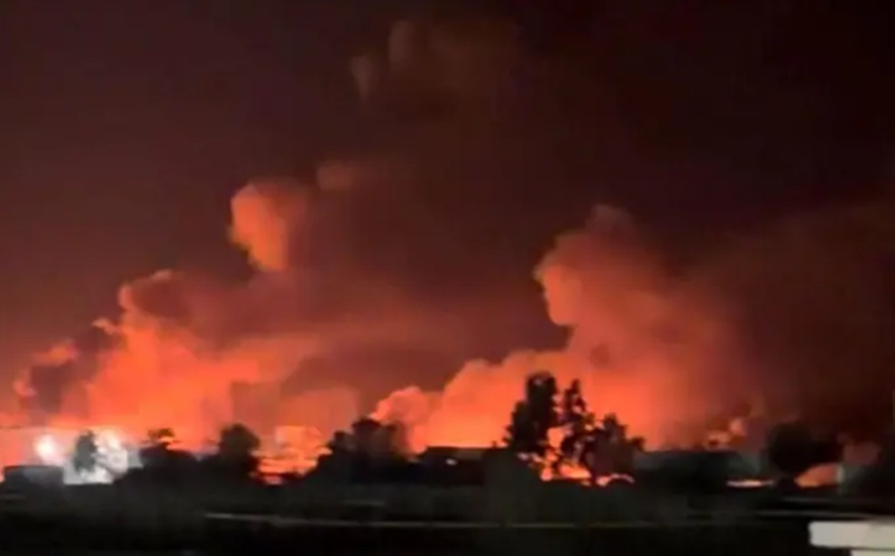 Iran shaken by US blast Khamenei in Mashhad today Airstrikes begin on Ghat Saber, Tehran, Qatar, Badan, Kuwait