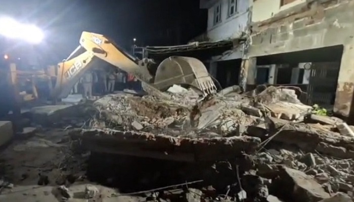 Three Killed as Newly Constructed Four-Storey Building Collapses in Delhi's Rohini, Worker Rescued Alive