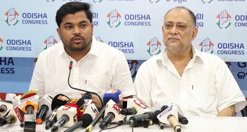 Congress demands reappointment of Swasthya Mittra, targets government