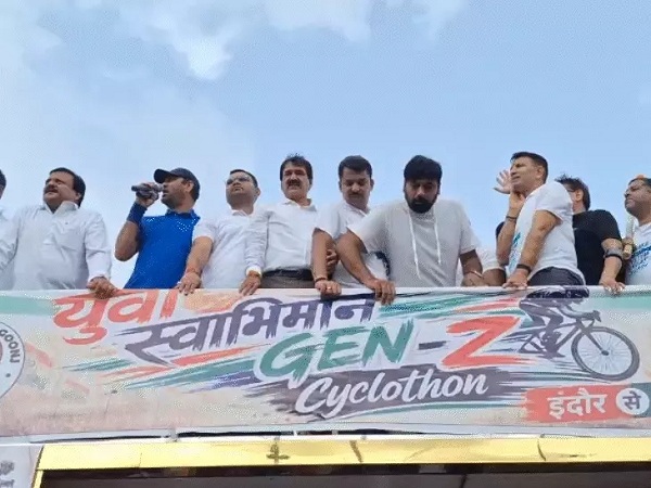 मप्र:  'छात्रों की गूंज' अभियान के तहत पेपर लीक और बेरोजगारी के खिलाफ इंदौर से कांग्रेस की 200 किमी साइक्लोथॉन शुरू