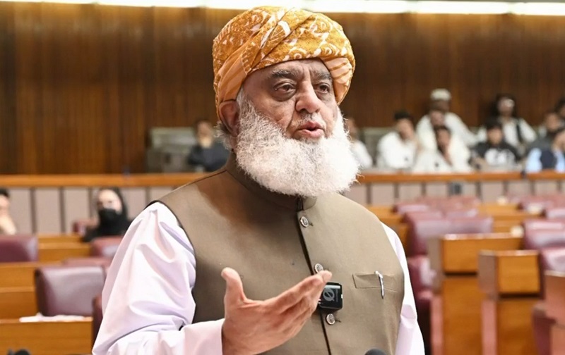 Pakistan's civil-military compact under fresh strain as veteran leader challenges Munir