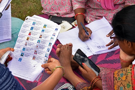 K’taka achieves 98.4 pc Enumeration Form distribution in roll revision