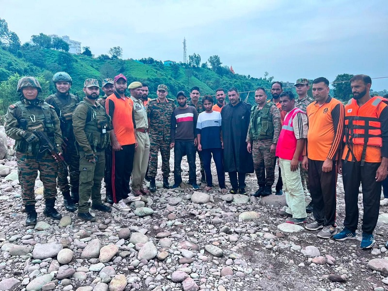 Army's swift rescue operation in flood-hit J&K's Rajouri saves 11 civilians