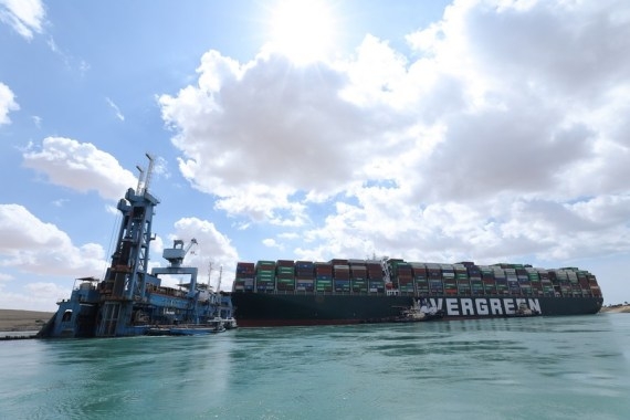 Iran war puts Hormuz, Suez trade at risk