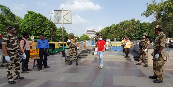 Three Delhi Metro station gates shut ahead of CJP protest; Rajiv Chowk resumes Ops after brief halt