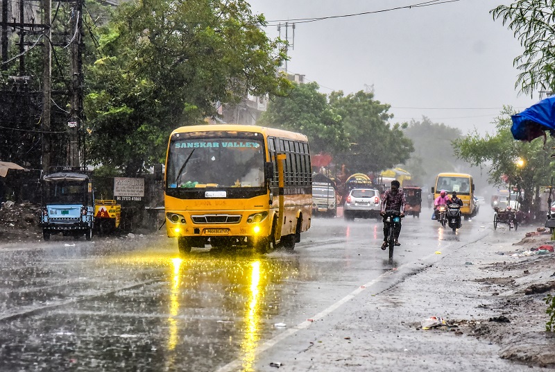 Warning issued for some districts of the state for the next five days regarding the possibility of thunderstorms, lightning and wind: Yellow warning issued for 20 districts for the next 24 hours