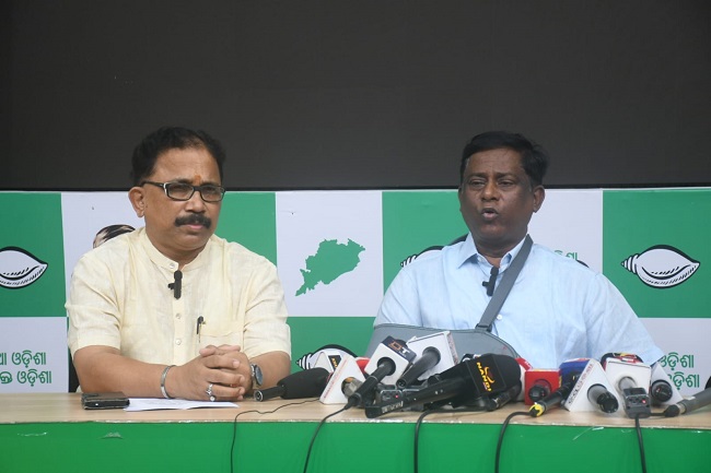 BJD demands judicial probe into Puri Rath Yatra deaths, blames Odisha govt