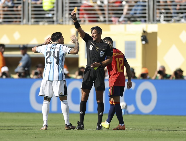 FIFA WC: 'I will continue to give my all,' Fernandez breaks silence after red card in FIFA WC final