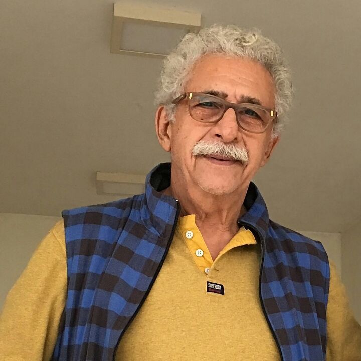 Naseeruddin Shah condemns crackdown on protestors at Jantar Mantar