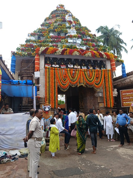 Evening darshan at ADP Mandap closed today at 6 pm