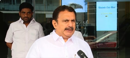 Khadi is more than fabric, it embodies India's spirit: Kerala minister