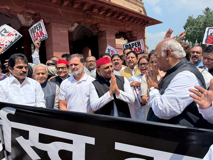 Opposition parties oppose formation of fast track court in paper leak case