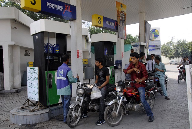 Pakistan: Shortage of petrol disrupts daily life in Khyber Pakhtunkhwa