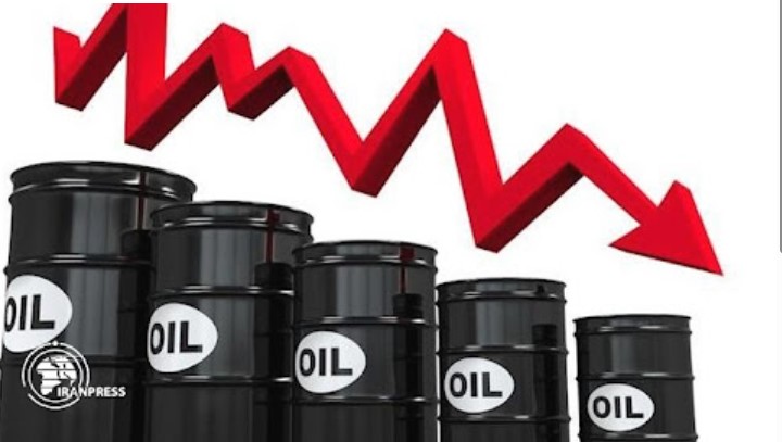 Crude oil prices fall after fighting in West Asia ends, Brent and WTI crude down more than 7 percent