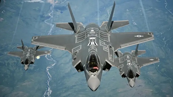 US F-35B stealth fighter jet crashes in California.