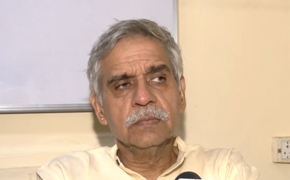 'Govt should apologise to youth': Oppn after PM Modi forgave students who abused him