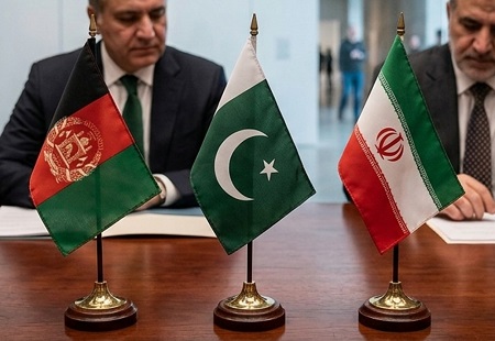 Iran reiterates offer to mediate Af-Pak conflict