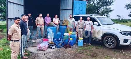 MP: Illegal MD drug factory busted in Mandsaur; materials worth over Rs 25 lakh seized