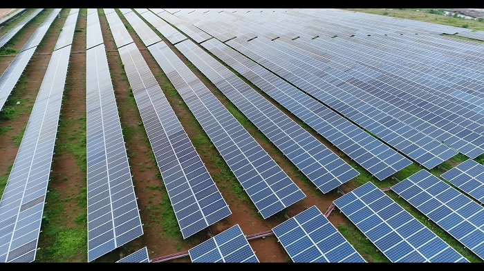 India surpasses US to become world's second-fastest growing solar energy market
