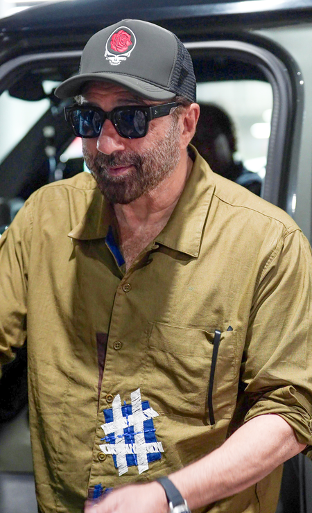 Sunny Deol, son Karan reach Patna to kick off ‘Batwara 1947’ promotions