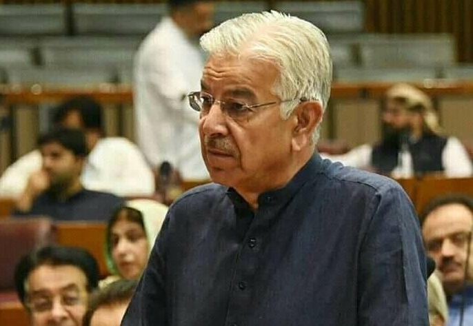 Pakistan Defence Minister preparing to deploy iron fist on PoJK: Report